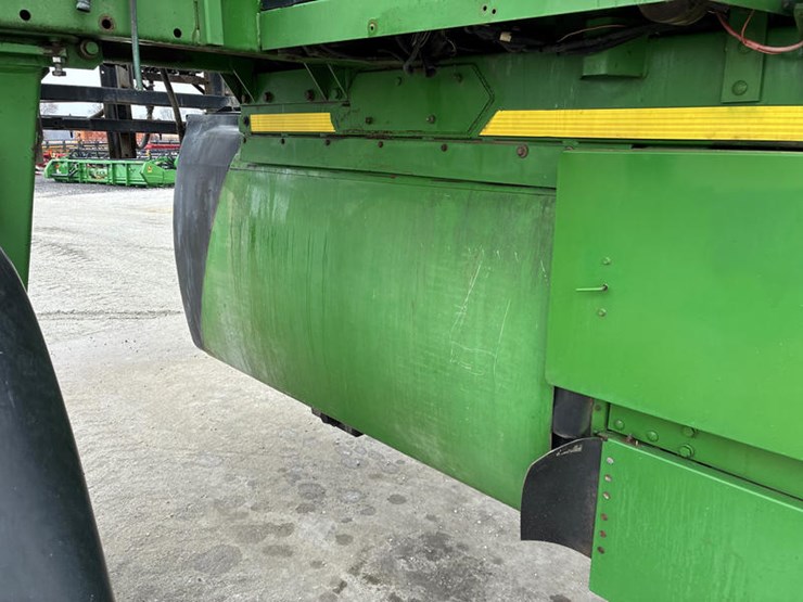 2000-john-deere-6700-image-14