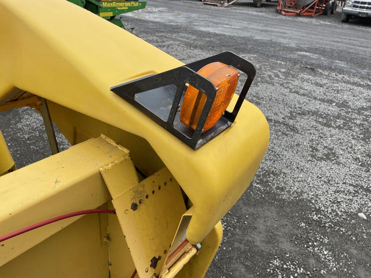 new-holland-996-image-31