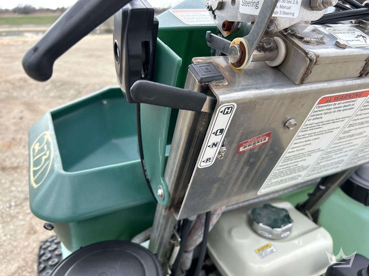 2021-permagreen-ride-on-speader-sprayer-image-15