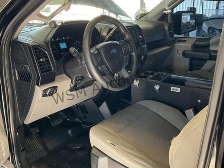 2017-ford-f150-xl-image-21