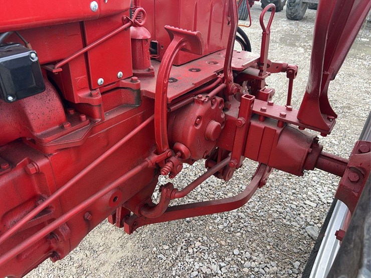 farmall-300-image-58