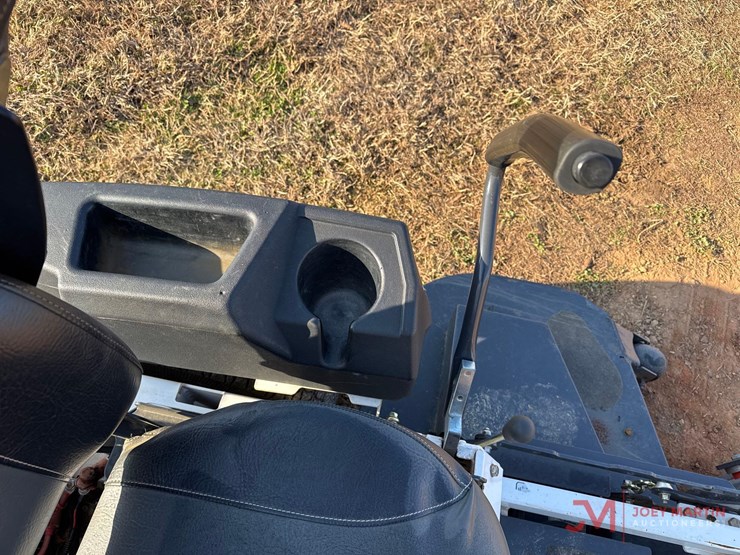 2021-bobcat-zt3000-image-8