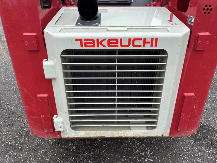 takeuchi-tl250-image-33