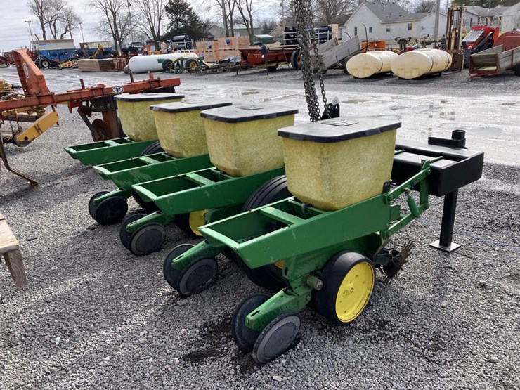 john-deere-7000-image-4