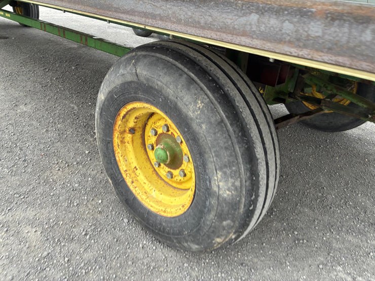 john-deere-1075-image-14