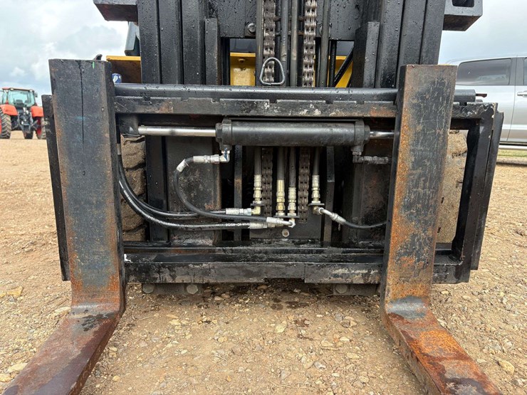 2005-komatsu-fg25st-14-image-9