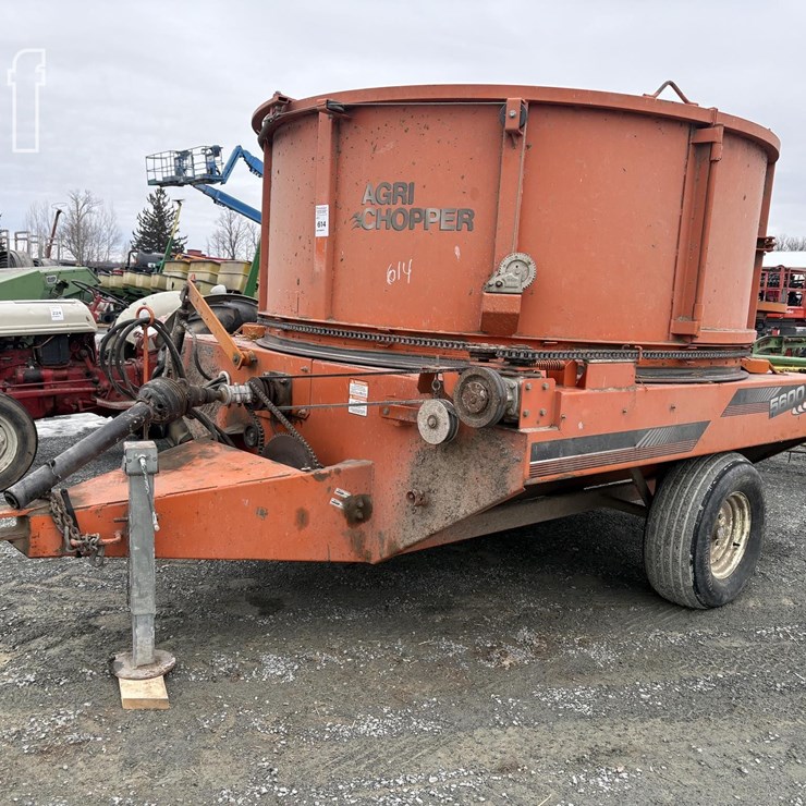 VALMETAL AGRICHOPPER 5600