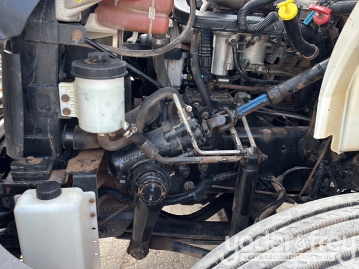 2015-international-4400-image-37