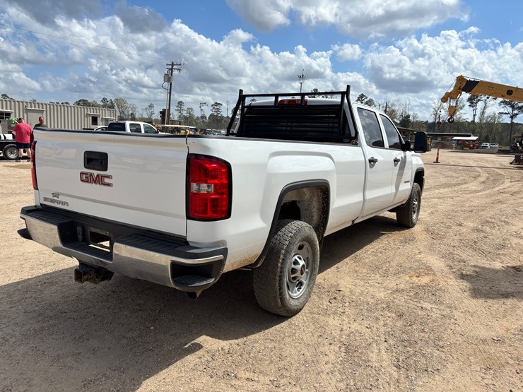 2019-gmc-sierra-2500hd-image-3