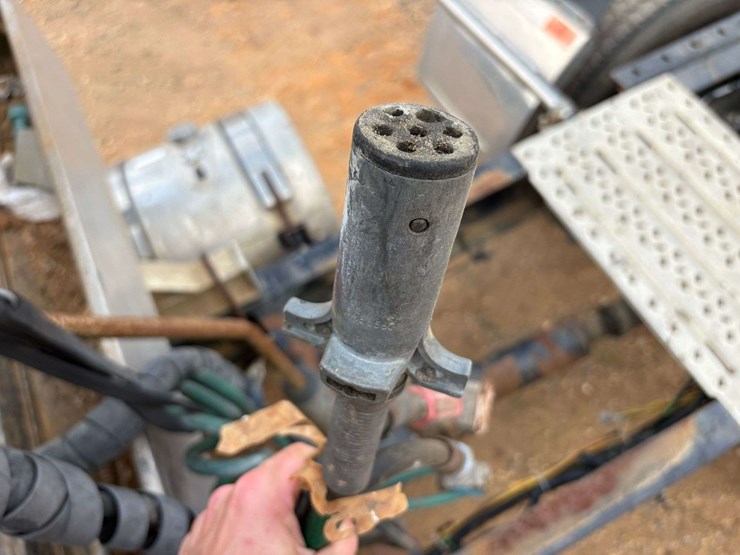 2013-mack-ch613-image-29