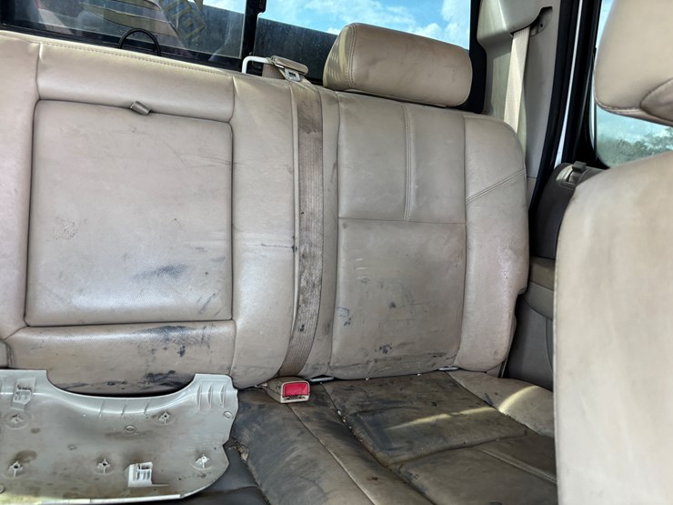 2009-chevrolet-2500-image-11