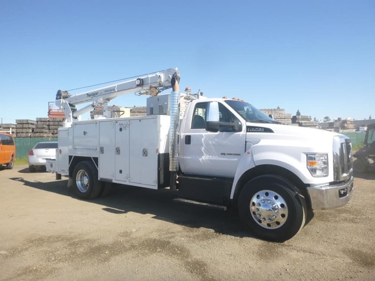 2017-ford-f750-image-2