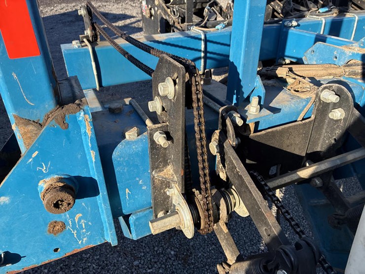 2009-kinze-3000-image-25