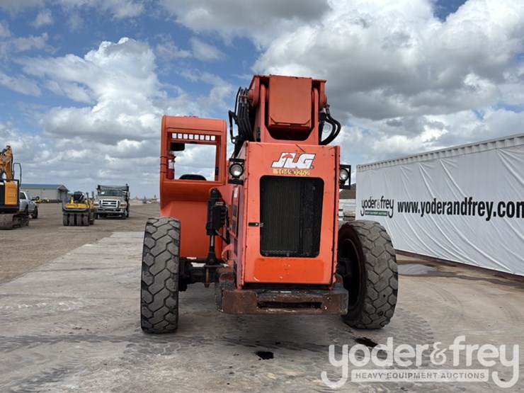 2016-sky-trak-6042-image-4