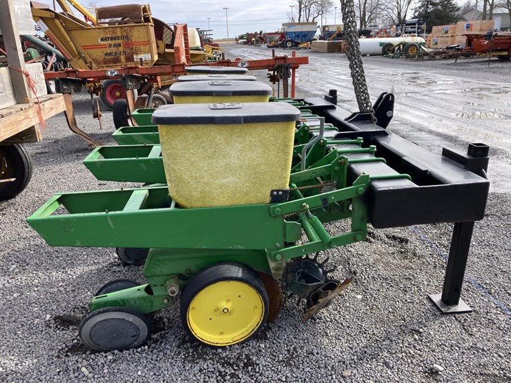 john-deere-7000-image-3