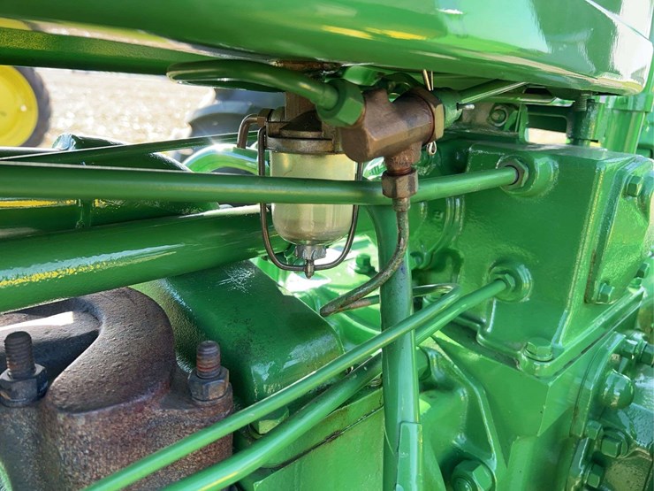 john-deere-model-b-image-68