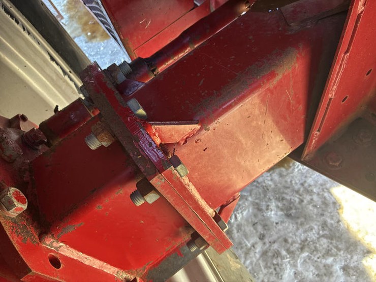 1994-case-ih-1666-image-24