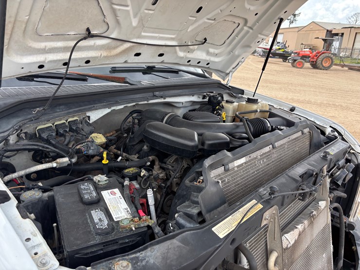 2010-ford-f250-image-12