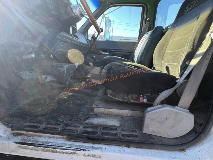 1990-caterpillar-3116-image-25