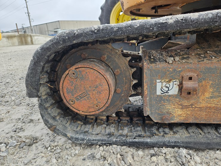 2012-case-cx31b-image-15