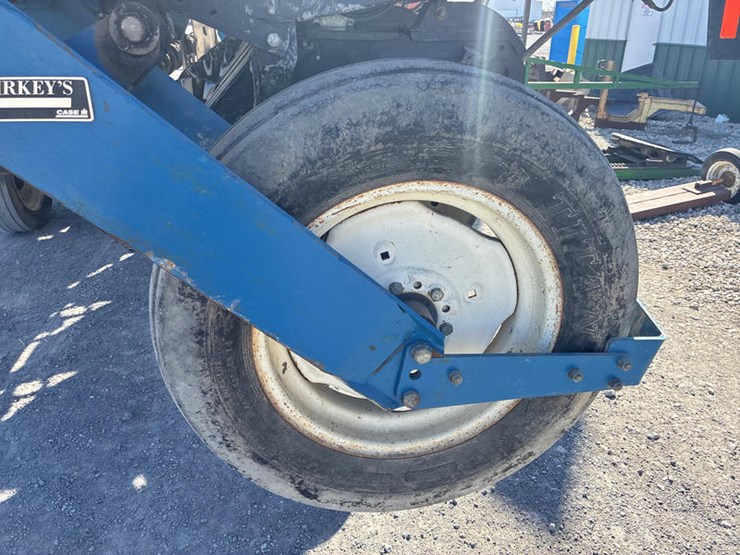 2006-kinze-3600-image-38