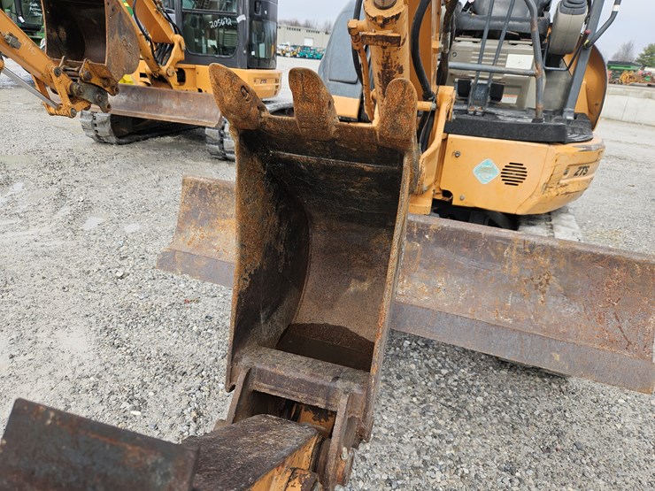 2012-case-cx31b-image-3