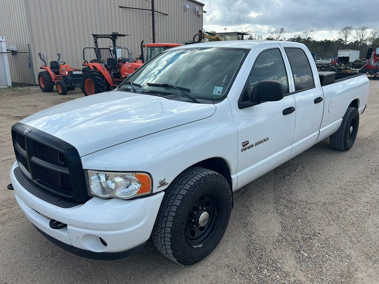 2003-dodge-ram-2500-image-2