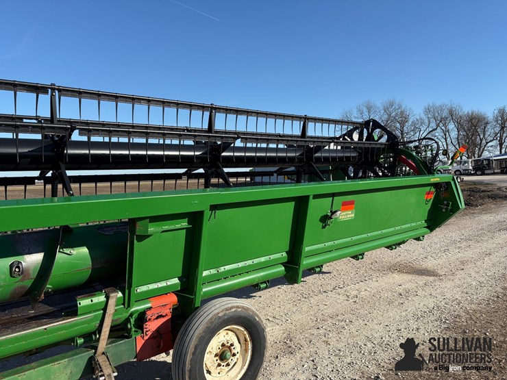 2017-john-deere-635f-image-12