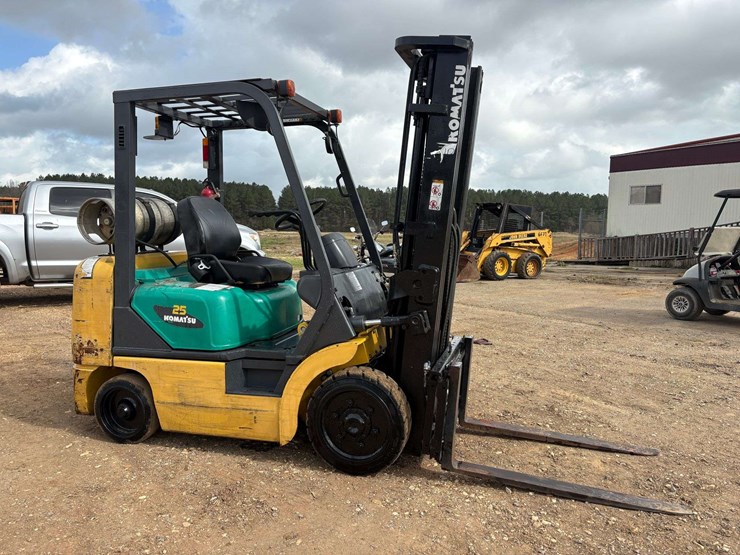 2005-komatsu-fg25st-14-image-4