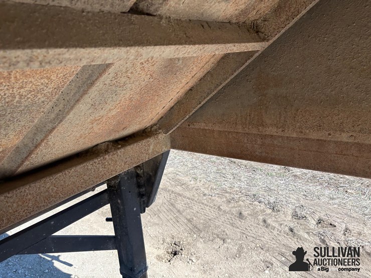 2002-wheeler-hopper-bottom-40'-t/a-grain-trailer-image-15