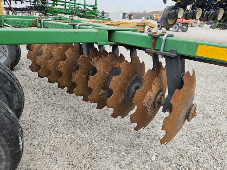 2019-frontier-dh1512-image-8