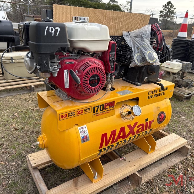 NEW MAX AIR PREMIUM AIR COMPRESSOR