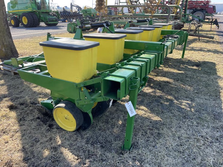 john-deere-7000-image-12