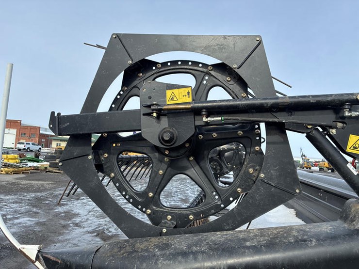 2012-mac-don-fd70-image-13