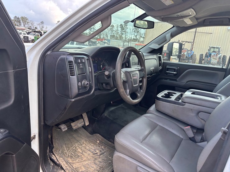 2020-gmc-3500hd-image-13