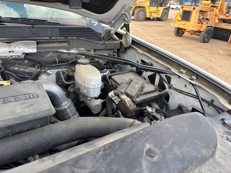 2020-gmc-3500hd-image-23