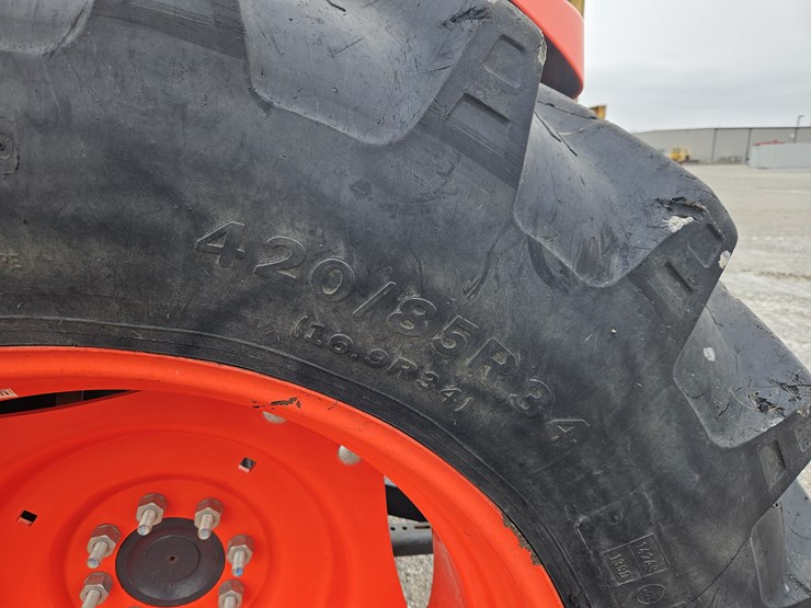 2020-kubota-m5-111-image-10