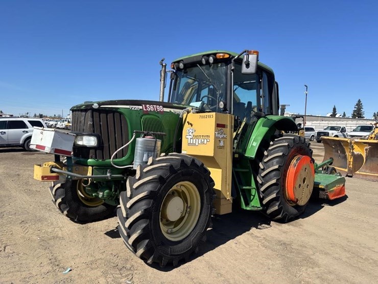 john-deere-7220-image-1