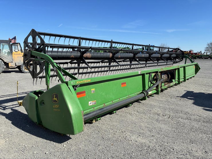 2004-john-deere-635f-image-10