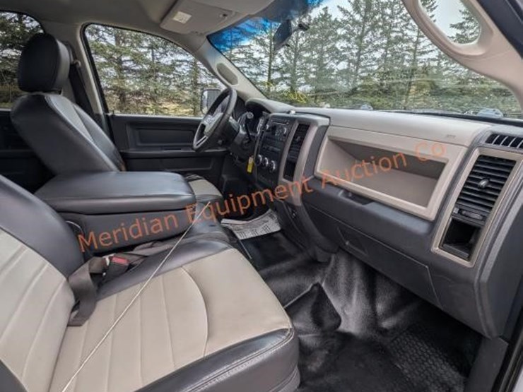 2011-dodge-ram-4500-image-24