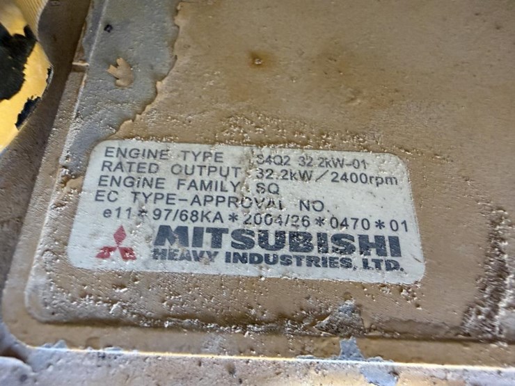 caterpillar-304c-cr-image-11