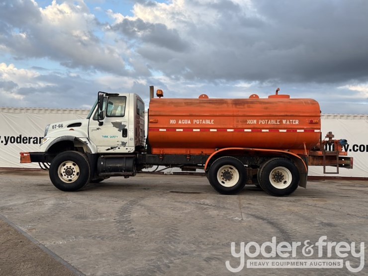 2007-international-7600-image-2