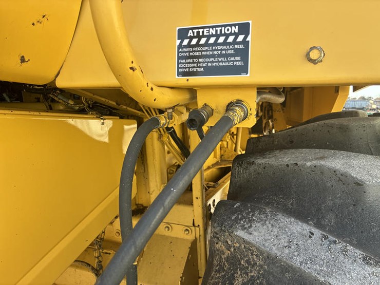 new-holland-tr89-image-28