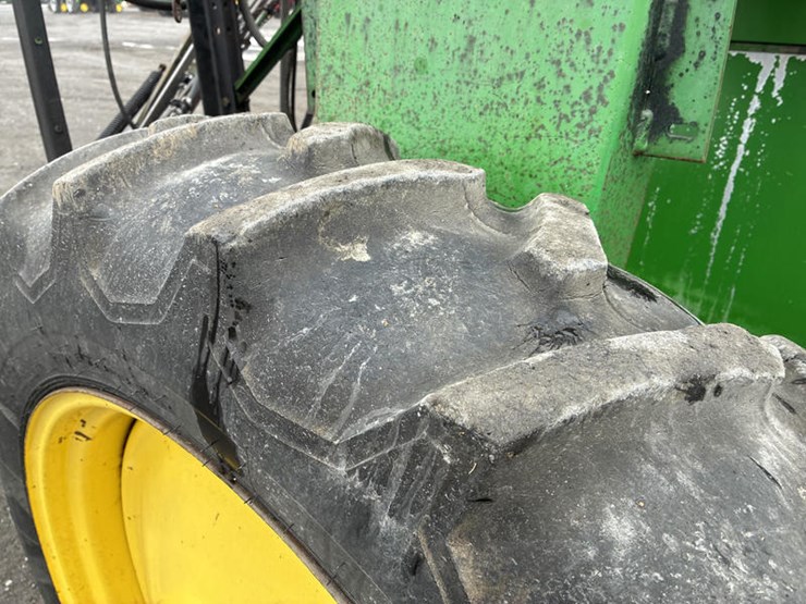 1993-john-deere-6500-image-36