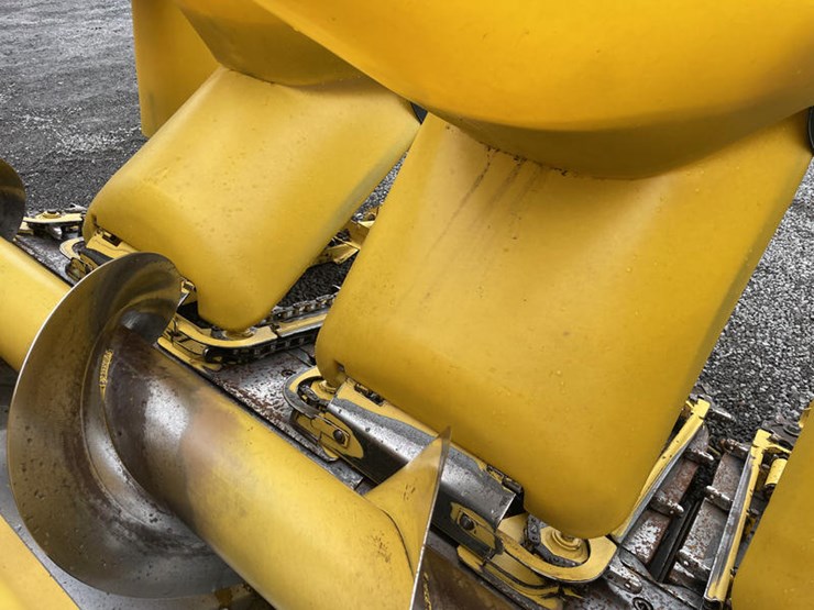 new-holland-996-image-26