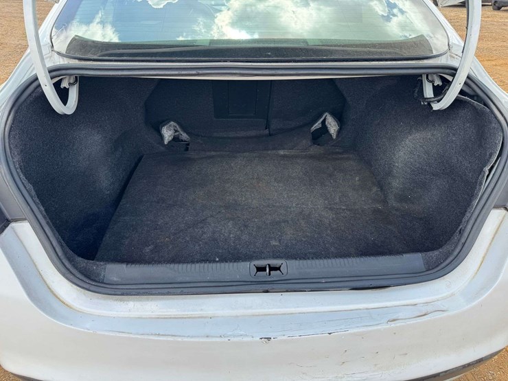 2015-chrysler-200-limited-4d-sedan---172,827-miles-image-18