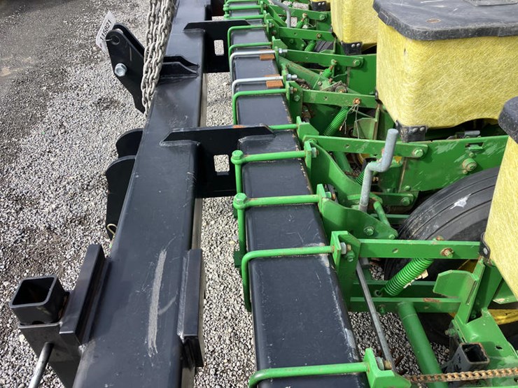 john-deere-7000-image-8