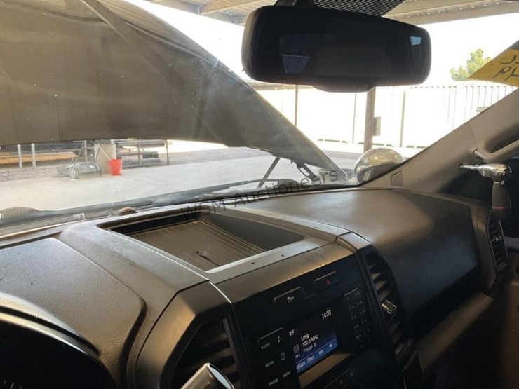 2017-ford-f150-xl-image-18