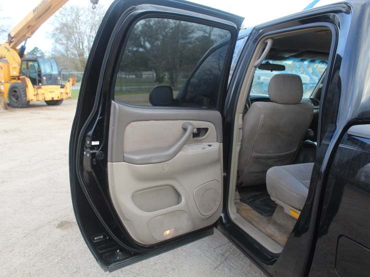 2006-toyota-tundra-image-6