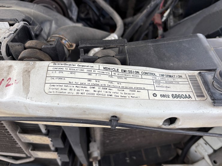 2008-dodge-3500-image-17